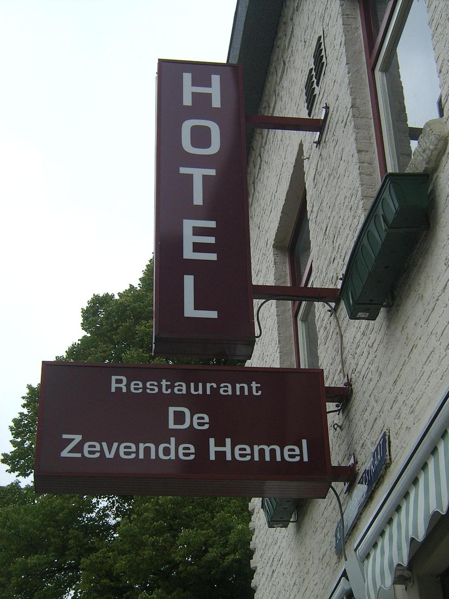 De Zevende Hemel Hotel Kerkrade Bagian luar foto