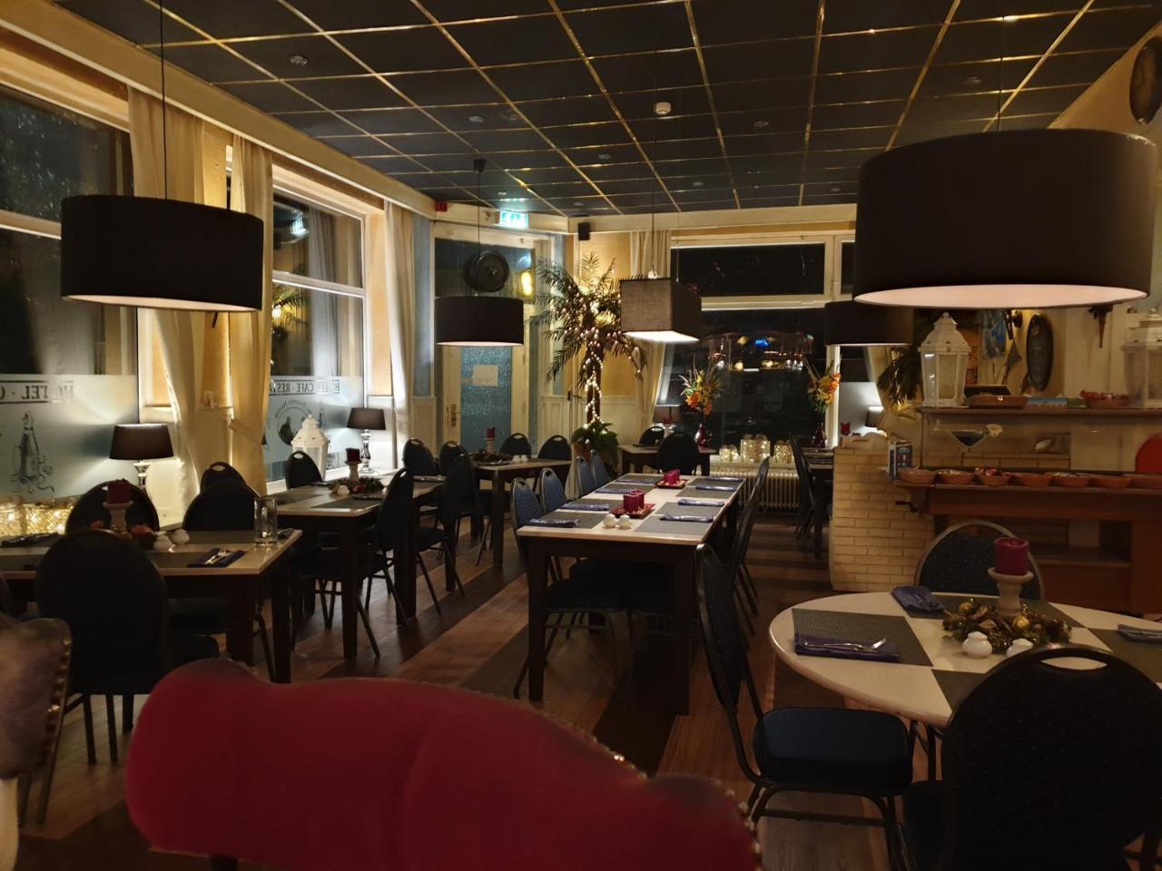 De Zevende Hemel Hotel Kerkrade Bagian luar foto