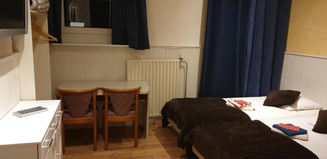 De Zevende Hemel Hotel Kerkrade Bagian luar foto