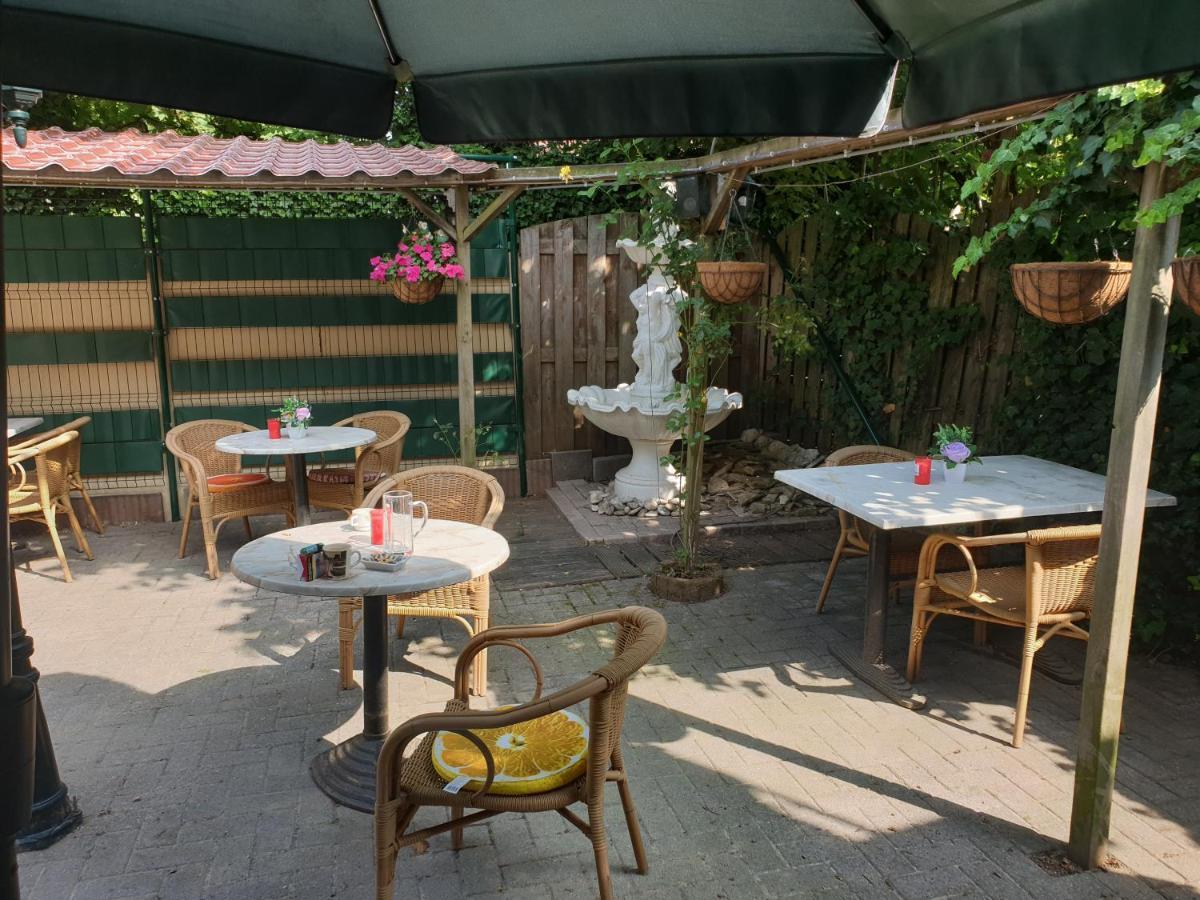 De Zevende Hemel Hotel Kerkrade Bagian luar foto